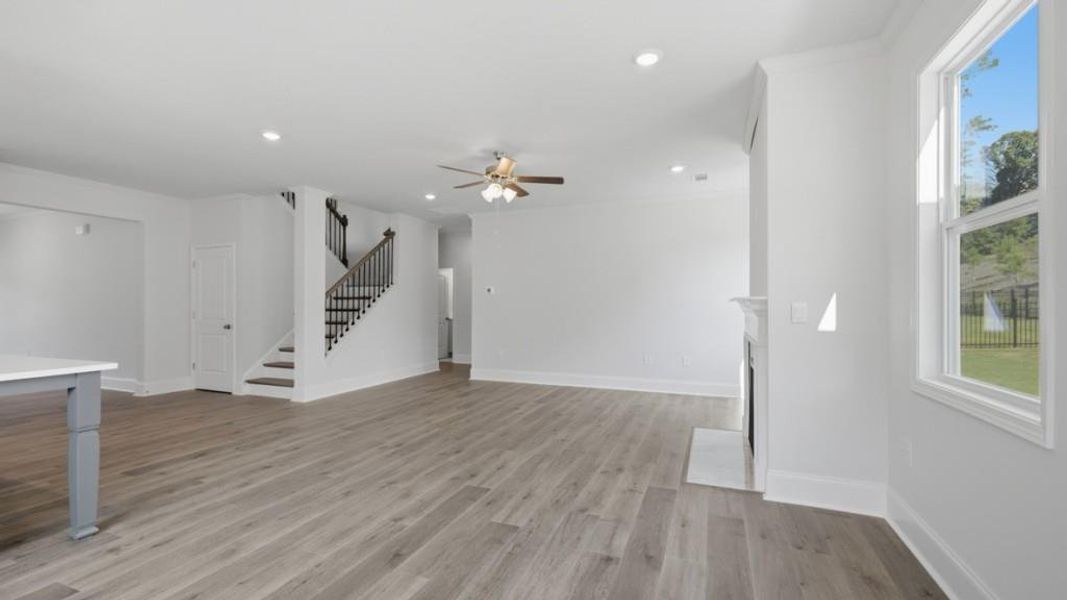 Spacious, unfurnished interior of a new home in Haven Abbey, Cumming (Image 20).