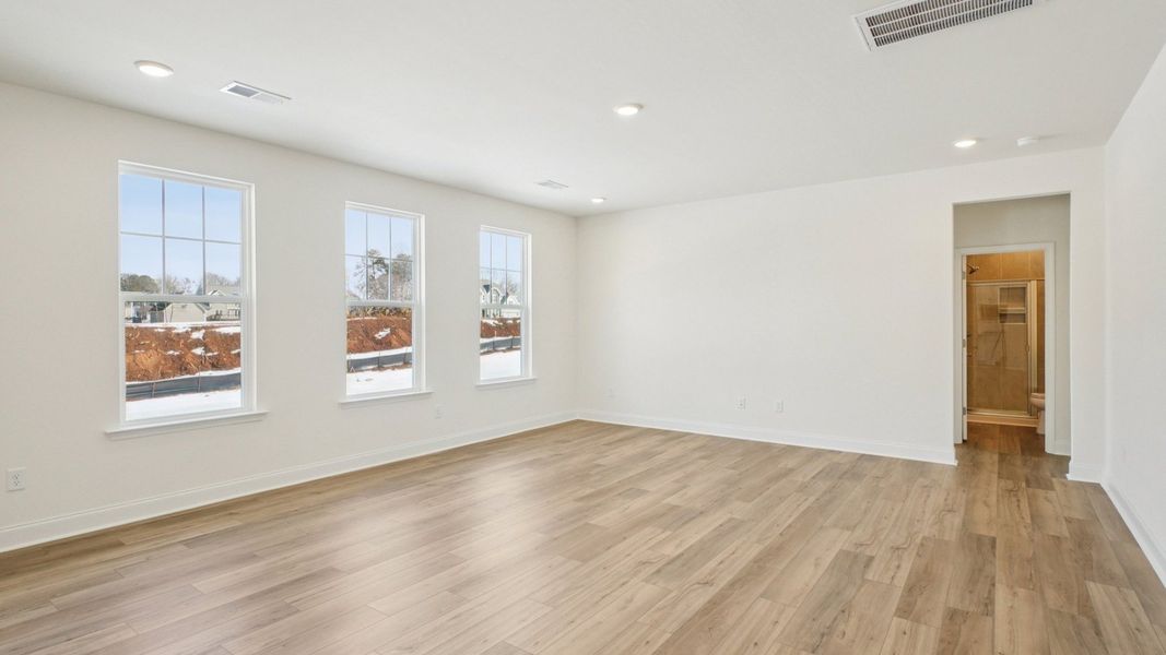 Representative furnished interior of a home built from the Stonehaven by DRB Homes in Blake Pond, Lillington (Image 16).