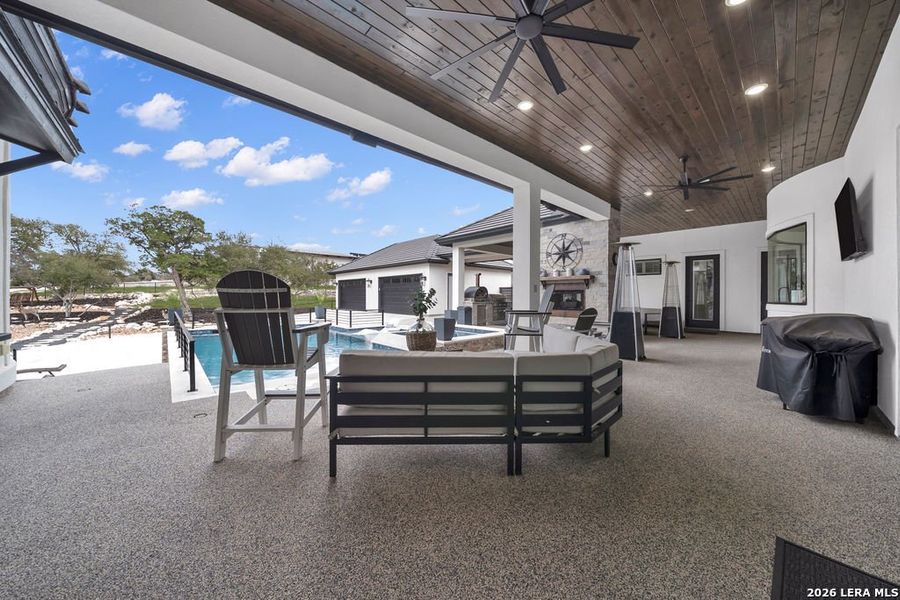 Exterior details and patio area of a home in , New Braunfels (Image 34).