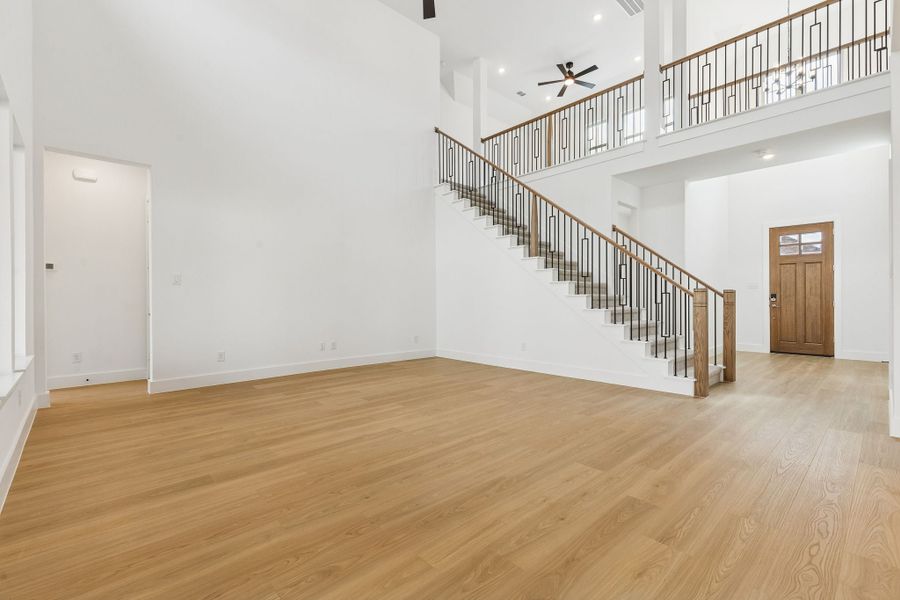 Spacious, unfurnished interior of a new home in Painted Tree Lakeside, McKinney (Image 17). Spacious, unfurnished interior of a new home in Painted Tree Lakeside, McKinney (Image 17).