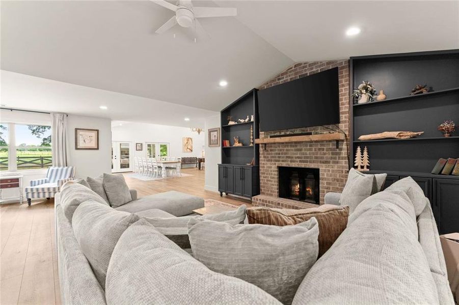 Furnished interior view inside a new home in , Jefferson (Image 54).