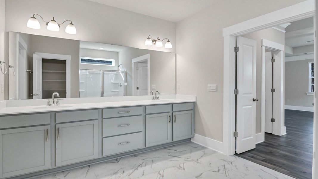 Furnished interior view inside a new home in Livingston Woods, Irmo (Image 16).