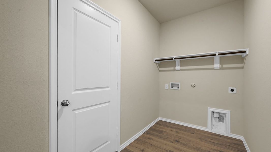 Spacious, unfurnished interior of a new home in Northspur, Terrell (Image 31).