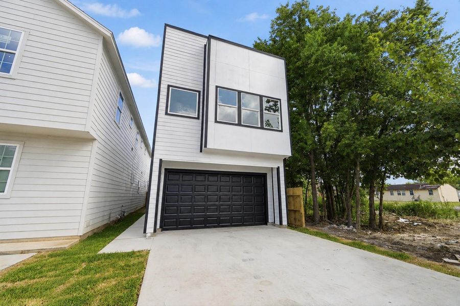 Welcome to 9735 Pelsey St. Welcome to 9735 Pelsey St.