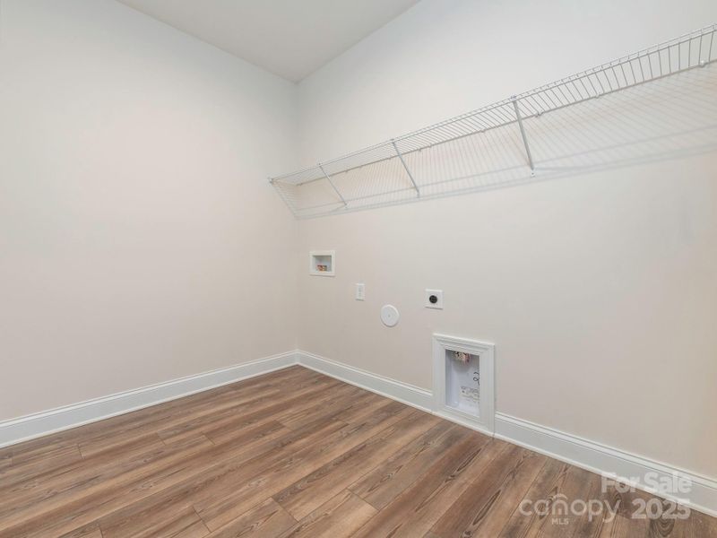 Spacious, unfurnished interior of a new home in , Charlotte (Image 23).