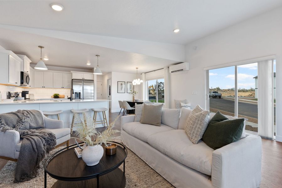 Furnished interior view inside a new home in Feather Ridge, Redmond (Image 6).