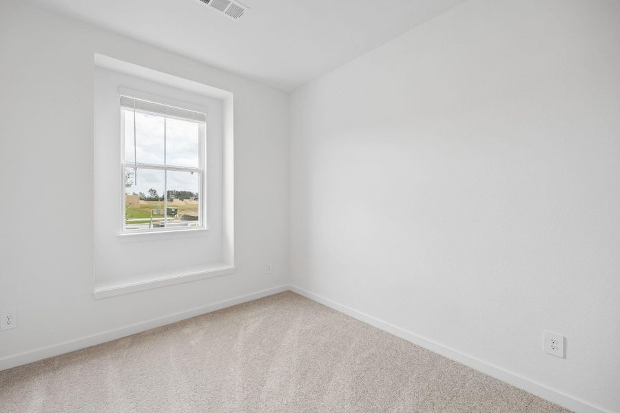 Spacious, unfurnished interior of a new home in Montgomery Bend, Montgomery (Image 26).