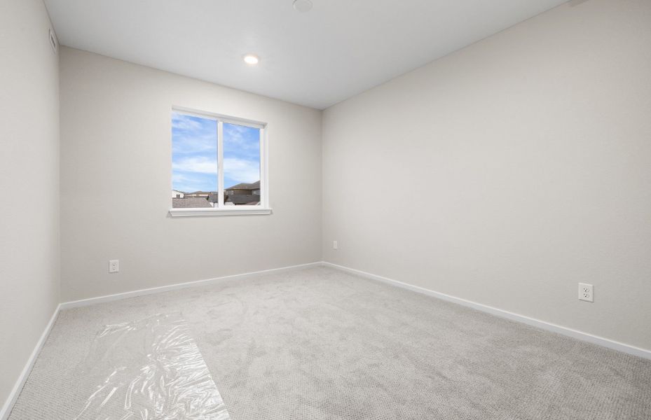 Spacious, unfurnished interior of a new home in Painted Prairie, Aurora (Image 20).