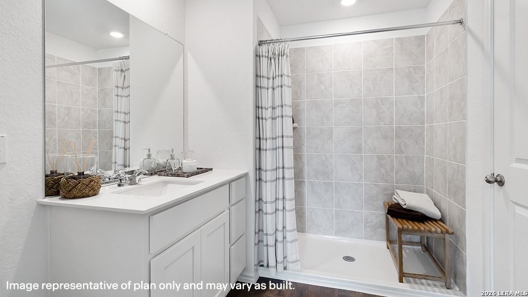 Furnished interior view inside a new home in Hickory Ridge, Elmendorf (Image 25). Furnished interior view inside a new home in Hickory Ridge, Elmendorf (Image 25).