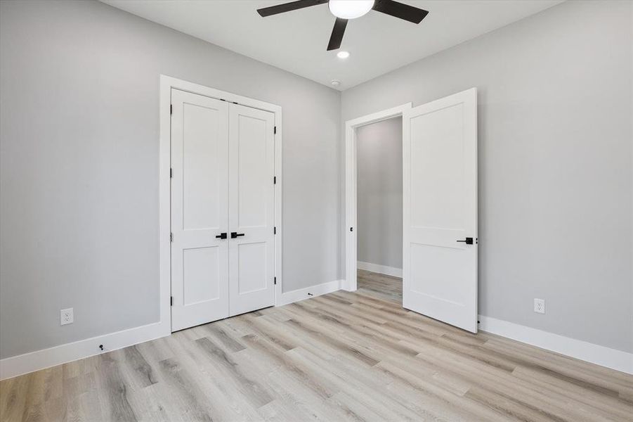 Spacious, unfurnished interior of a new home in , Arlington (Image 18).