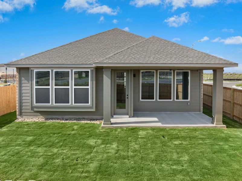 Exterior details and patio area of a home in University Heights, Round Rock (Image 3).