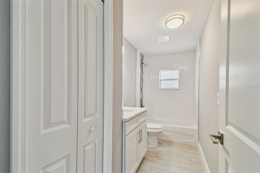 Bathroom 2 (Hallway)