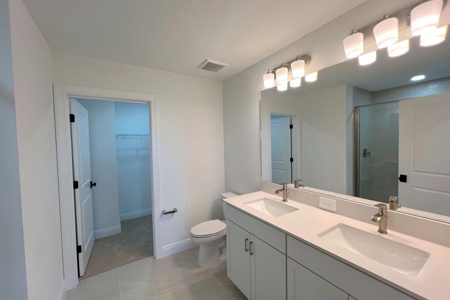 Owners Bath