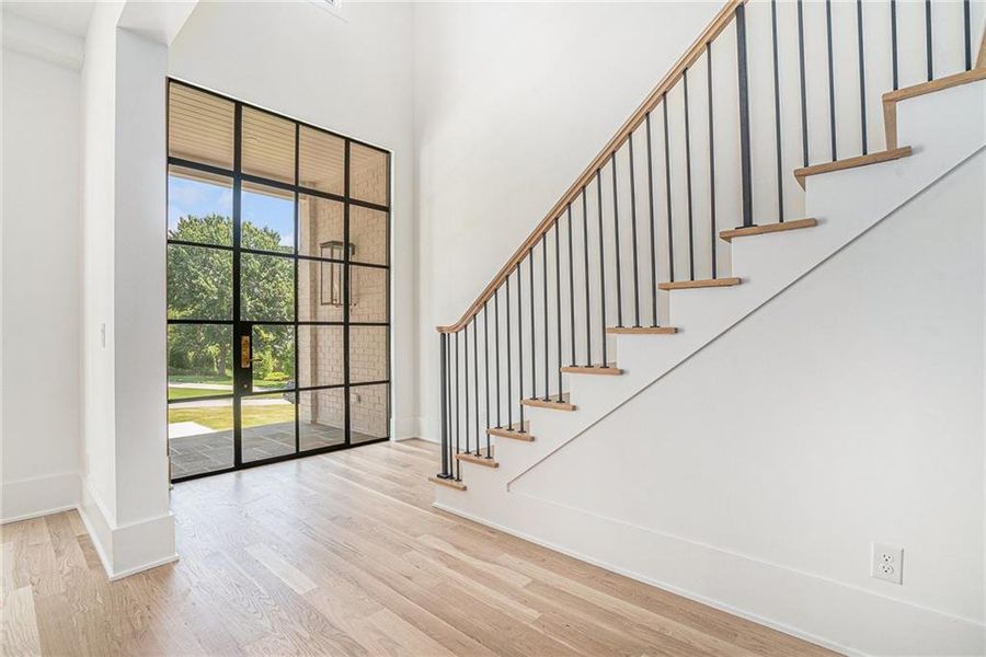 Spacious, unfurnished interior of a new home in , Atlanta (Image 50). Spacious, unfurnished interior of a new home in , Atlanta (Image 50).
