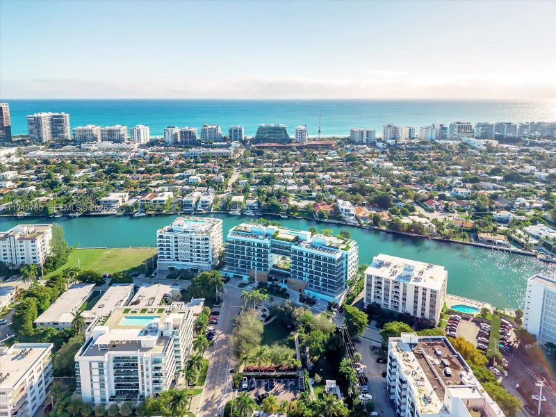 Condo located in Bay Harbor Islands, FL showcasing its design and architecture (Image 3).