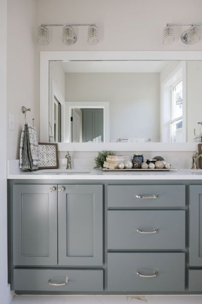 Representative interior finishes for a home built from the The Ellen II by Reece Homes in Pebble Creek, College Station (Image 58).