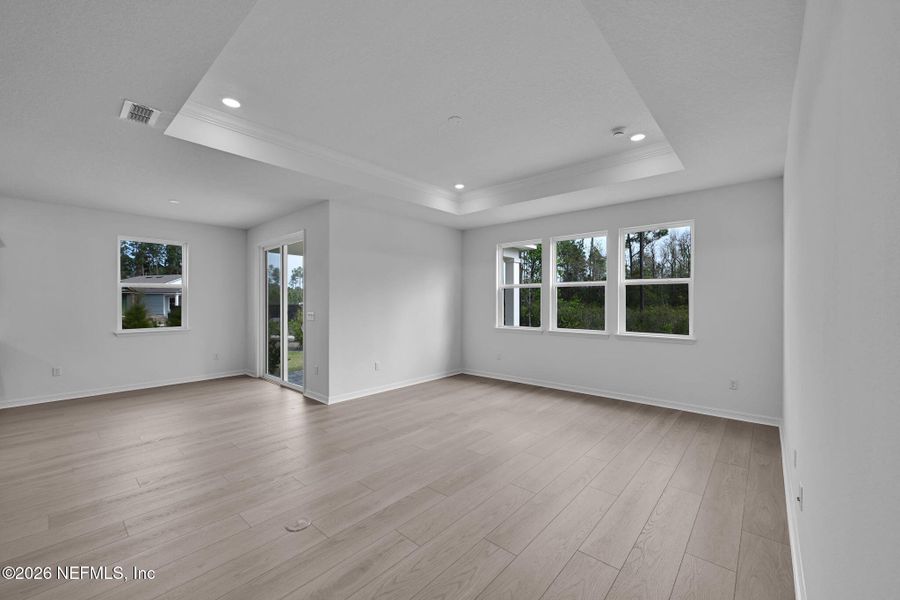 Spacious, unfurnished interior of a new home in Westerly Park at Wildlight, Yulee (Image 19).
