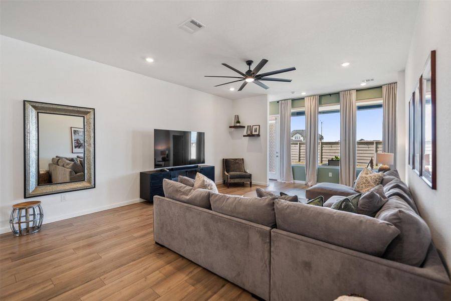 Furnished interior view inside a new home in Pomona, Manvel (Image 26).