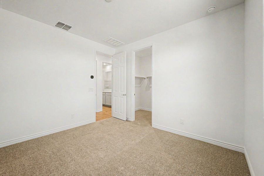 Spacious, unfurnished interior of a new home in Miravida, Surprise (Image 12).