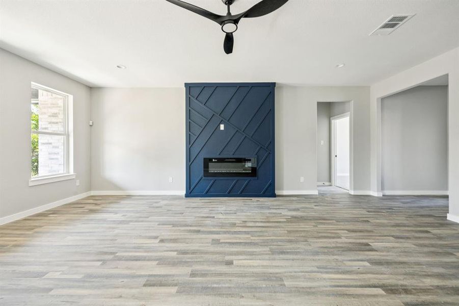 Spacious, unfurnished interior of a new home in , Glenn Heights (Image 30).