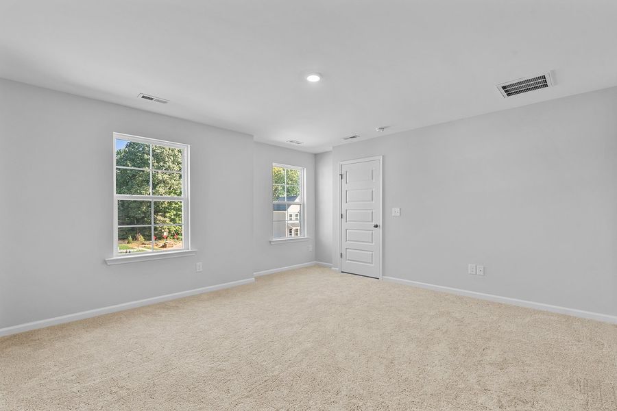 Spacious, unfurnished interior of a new home in Watkins Landing, Kernersville (Image 29).
