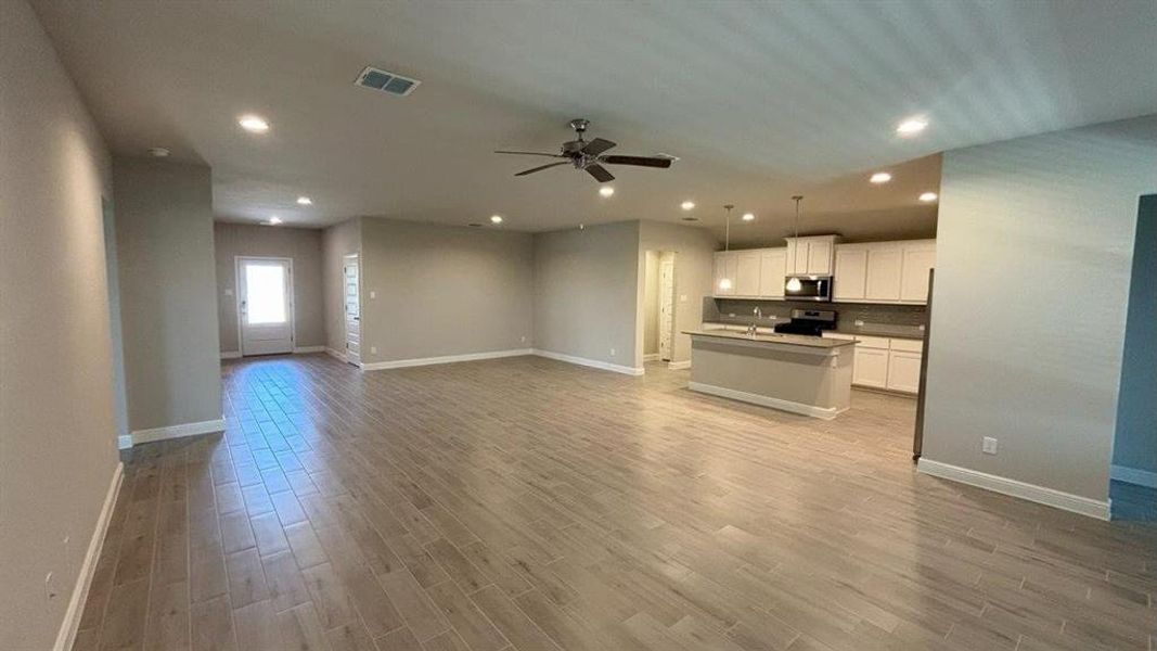 Image 17 of a home in Legado.