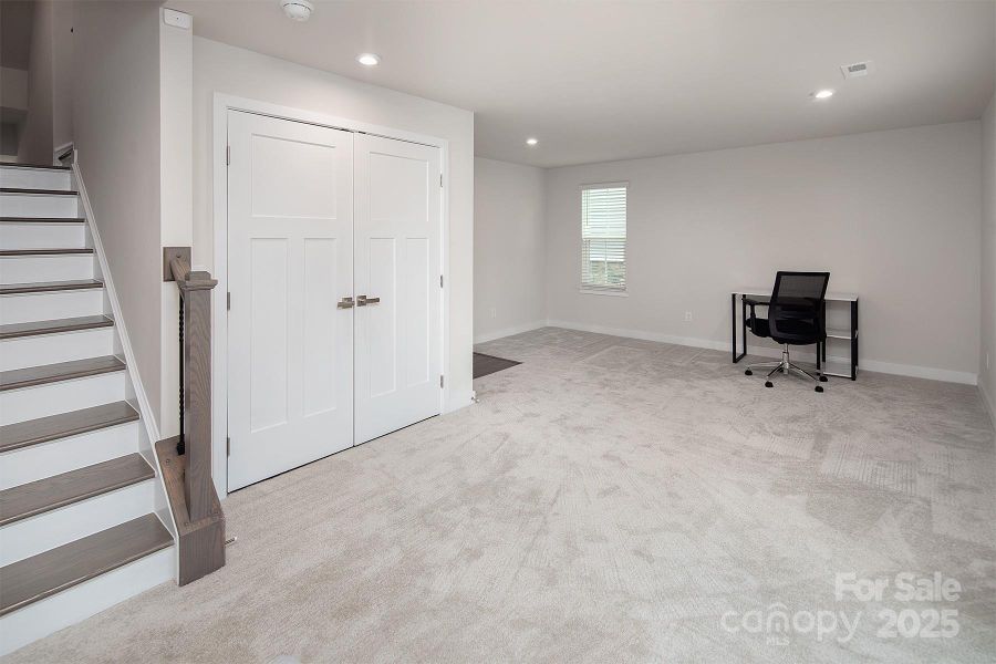Spacious, unfurnished interior of a new home in , Huntersville (Image 14).