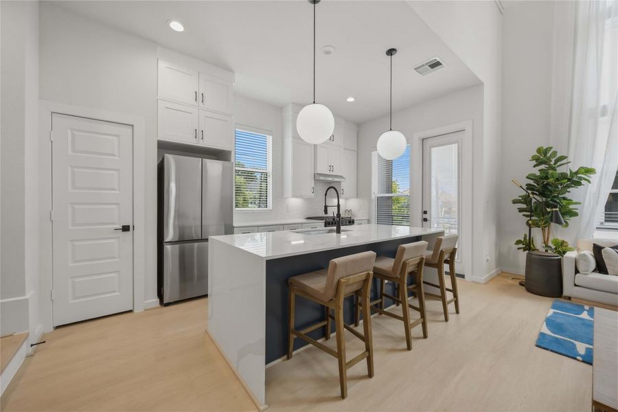 Furnished interior view inside a new home in Thornton Oaks, Houston (Image 9). Furnished interior view inside a new home in Thornton Oaks, Houston (Image 9).