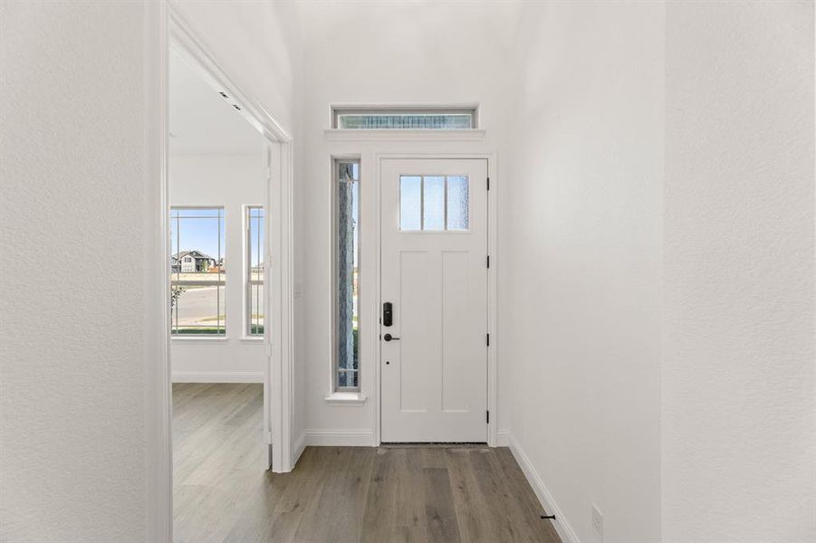 1041 Moss Grove-Entry-1