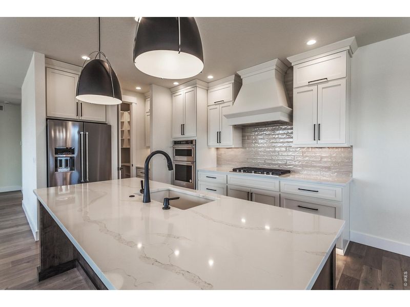Furnished interior view inside a new home in Harvest Ridge, Berthoud (Image 9).