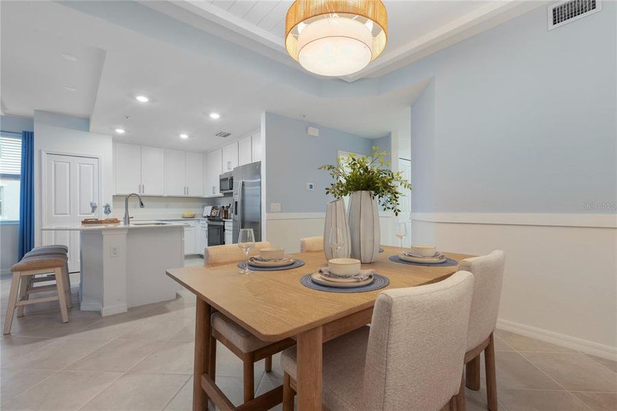 Furnished interior view inside a new home in Wellen Park Golf & Country Club, Venice (Image 20). Furnished interior view inside a new home in Wellen Park Golf & Country Club, Venice (Image 20).