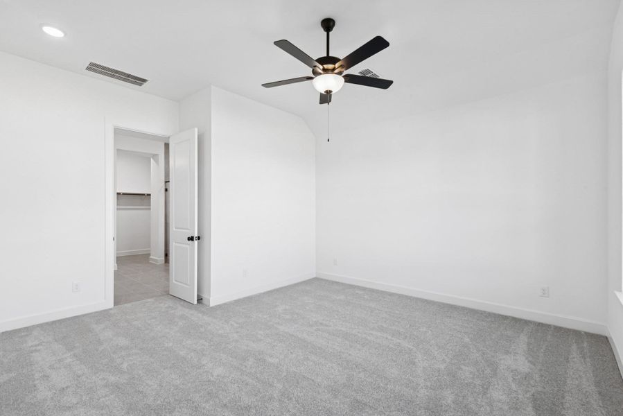 Spacious, unfurnished interior of a new home in Brookewater 55’ Homesites, Rosenberg (Image 23). Spacious, unfurnished interior of a new home in Brookewater 55’ Homesites, Rosenberg (Image 23).