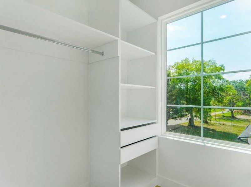 Image 48 of a home in .