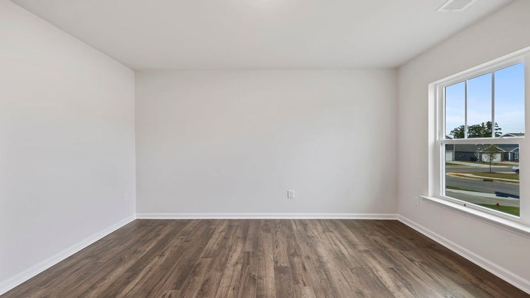 Spacious, unfurnished interior of a new home in Harrier Point, Woodruff (Image 14).