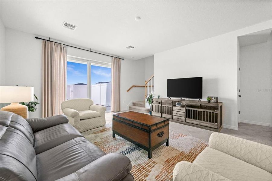 Furnished interior view inside a new home in Tuckers Cove, Punta Gorda (Image 8). Furnished interior view inside a new home in Tuckers Cove, Punta Gorda (Image 8).