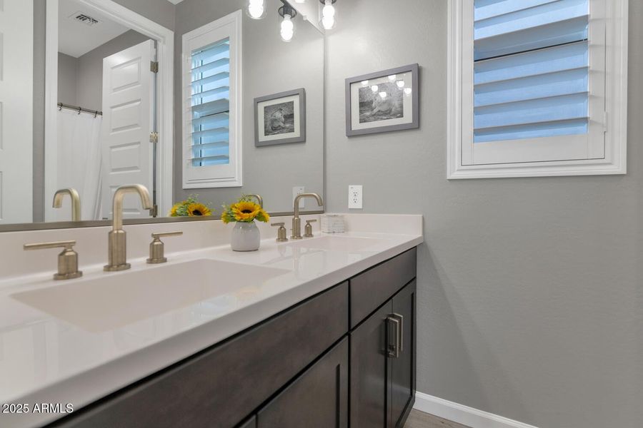 21840 N 61st Wy-large-031-017-21840 N 61