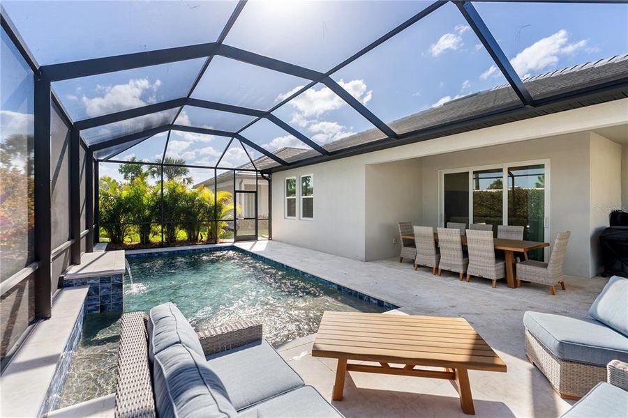 Exterior details and patio area of a home in , Bradenton (Image 23).