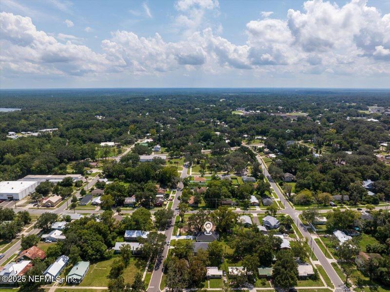 Image 27 of a home in .