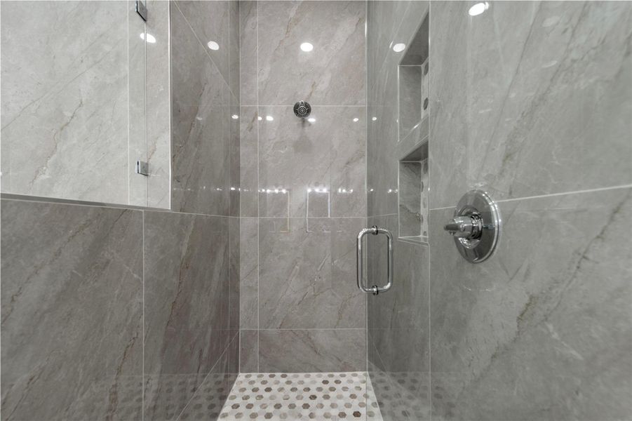 Image 19 of a home in . Image 19 of a home in .