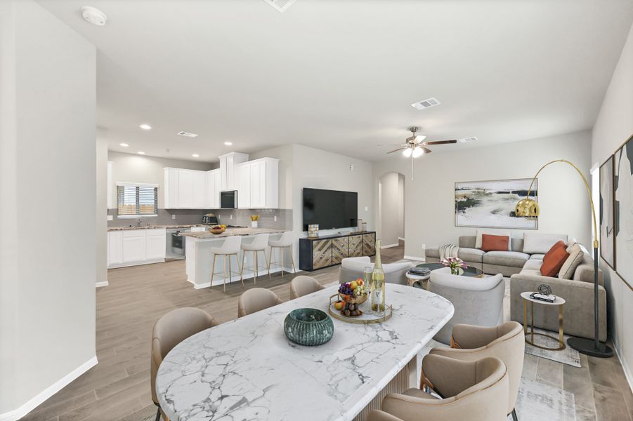 Representative furnished interior of a home built from the Floor Plan 1427 by Colina Homes in River Ranch, Dayton (Image 8).