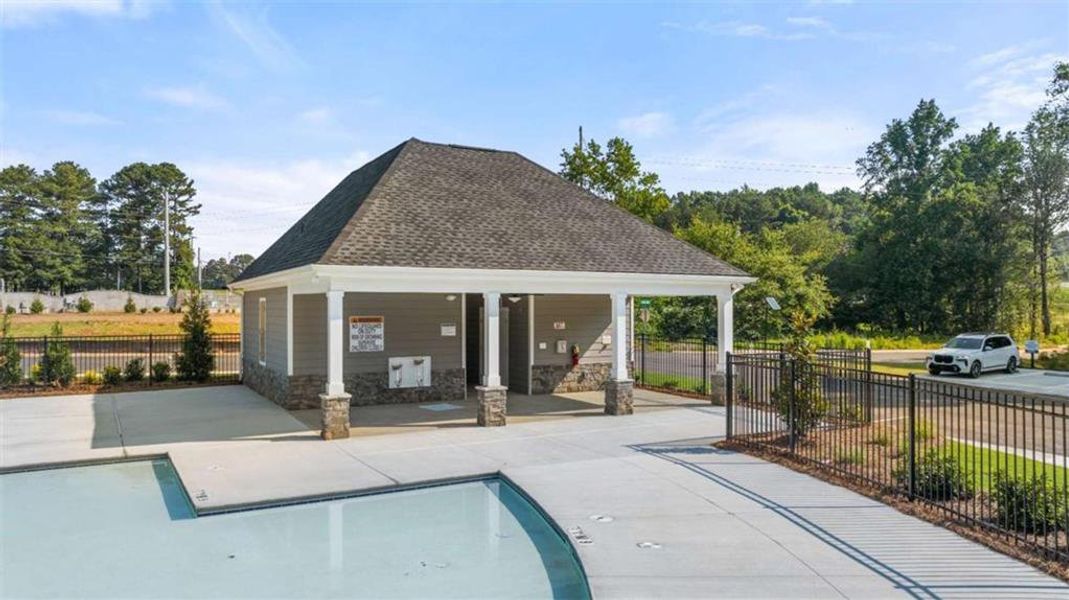 Community amenities in Inverness at Sugarloaf, Lawrenceville (Image 26).