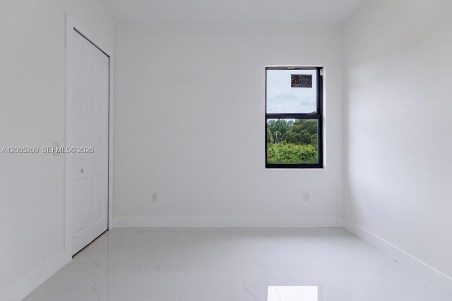 Spacious, unfurnished interior of a new home in , Lehigh Acres (Image 69).