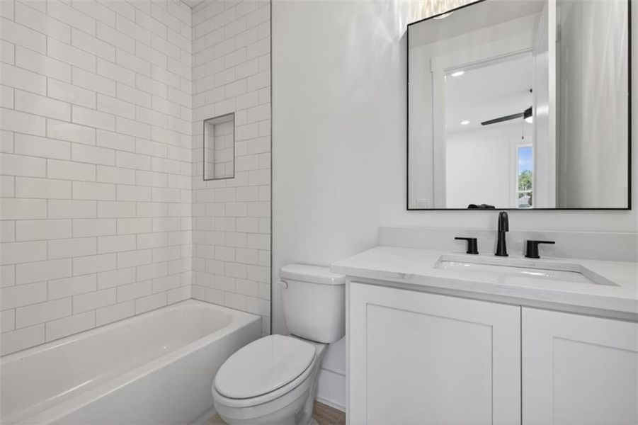 Furnished interior view inside a new home in , Jefferson (Image 16).