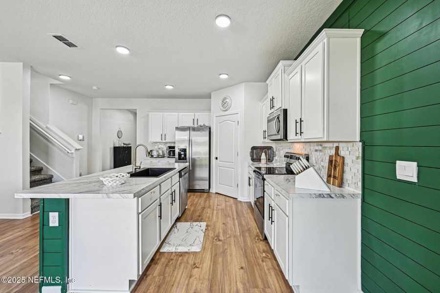 Furnished interior view inside a new home in Cross Creek Express, Green Cove Springs (Image 32). Furnished interior view inside a new home in Cross Creek Express, Green Cove Springs (Image 32).