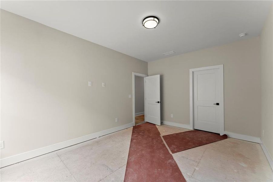 Spacious, unfurnished interior of a new home in West Town, Atlanta (Image 26).