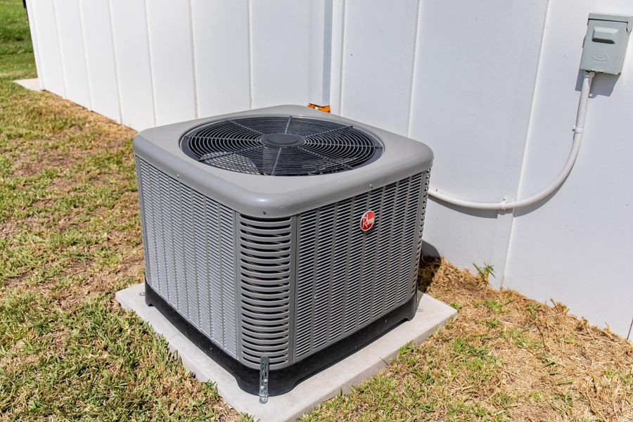 Close-up of interior finishes inside a home in , Okeechobee (Image 20). Close-up of interior finishes inside a home in , Okeechobee (Image 20).