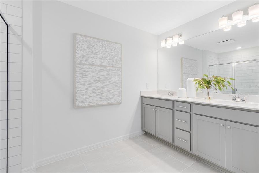 Furnished interior view inside a new home in , Davenport (Image 25).