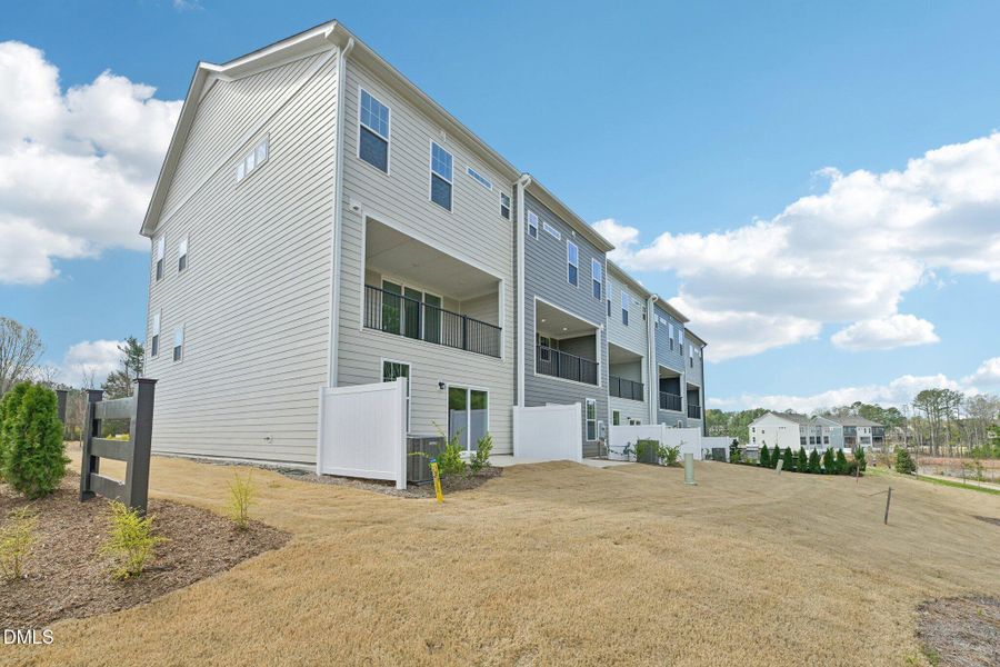 52-web-or-mls-Dunzo Dr-S1203-052 52-web-or-mls-Dunzo Dr-S1203-052