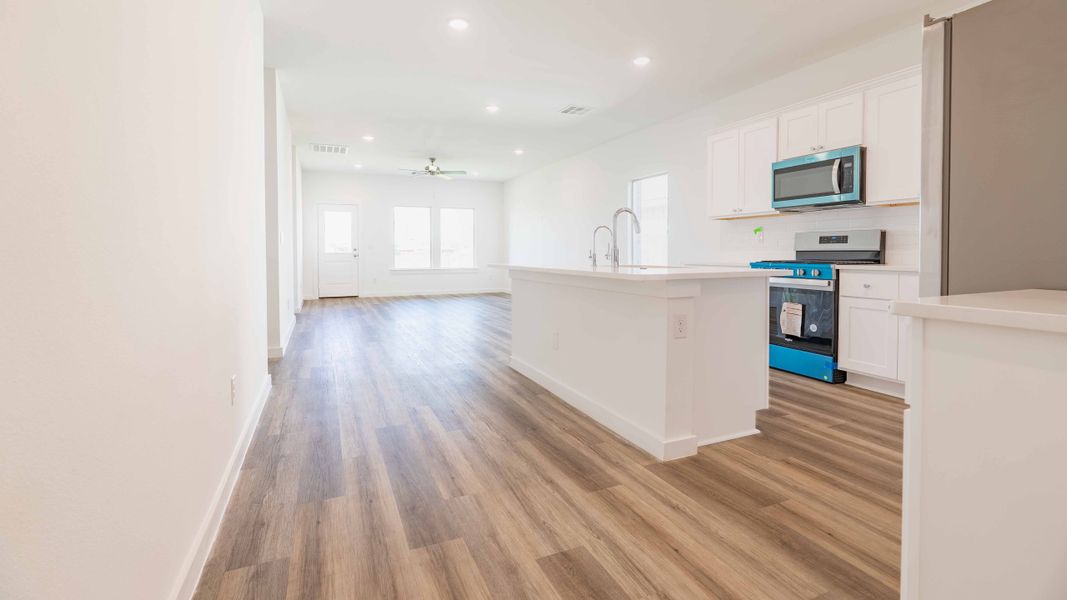 Image 18 representing the The Kendall by D.R. Horton in Overlook West, Wolfforth, TX.