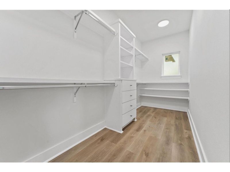 Image 25 of a home in .